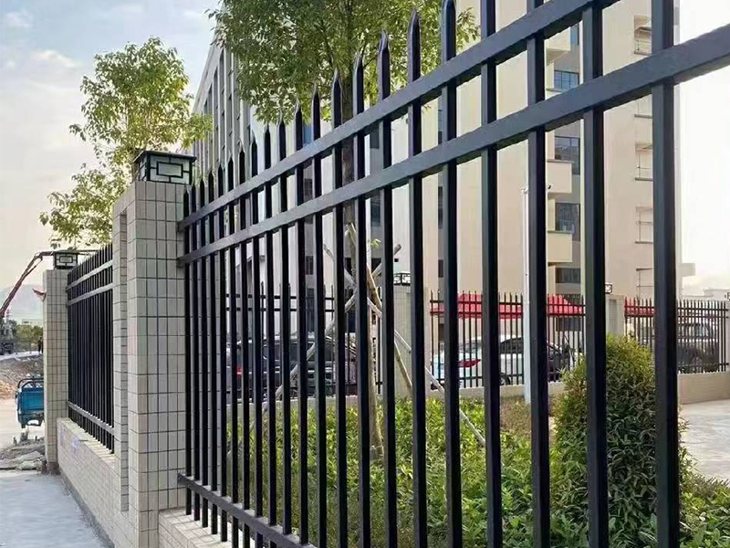 广西护栏围栏定做厂家推荐 本地实力企业对比解析